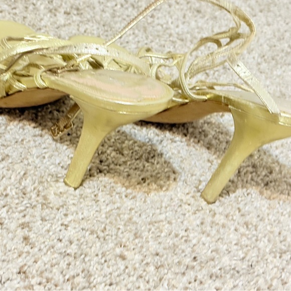 Gold High Heels with Strappy Design and Open Toe - Picture 5 of 8